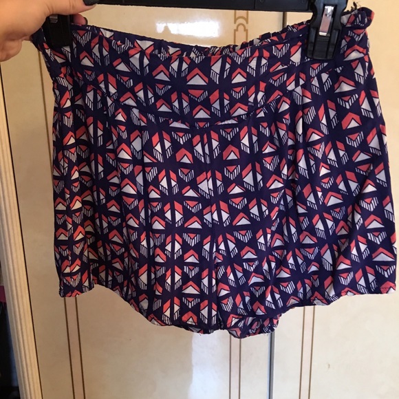 Shorts - Picture 1 of 1