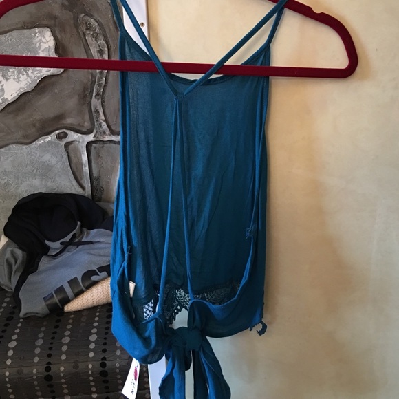 Summer shirt - Picture 2 of 2