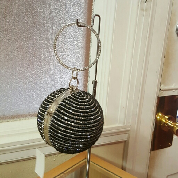 Meet your Posher, Mary - Picture 4 of 4