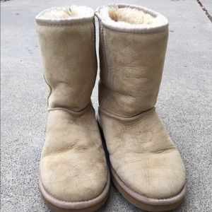 Ugg classic short boots