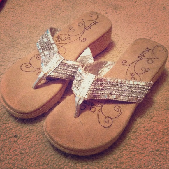 Wedge sandals with silver sparkles