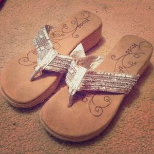 Wedge sandals with silver sparkles
