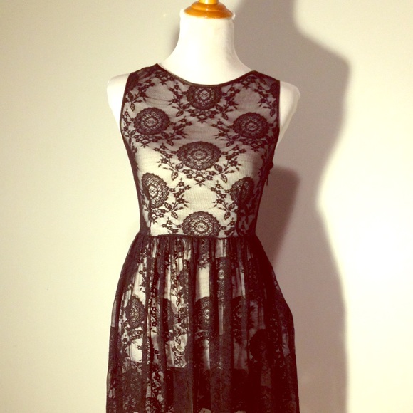 Lace skater dress