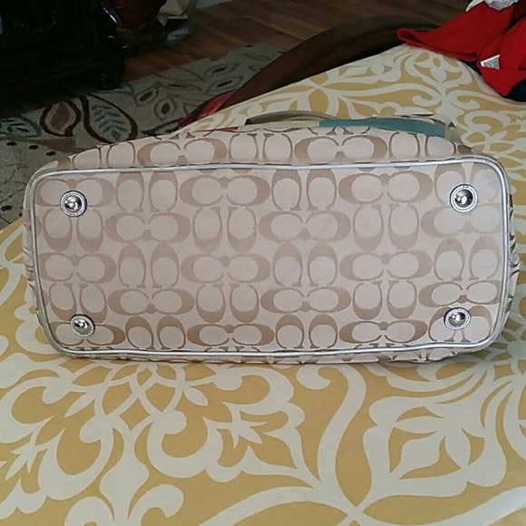 Purse - Picture 3 of 4