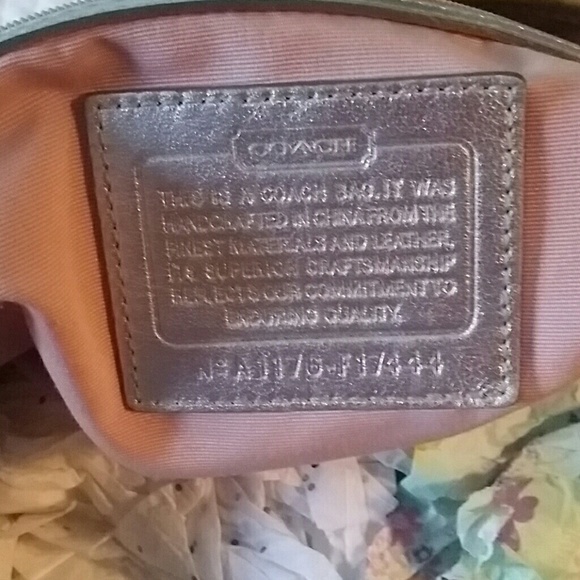 Purse - Picture 4 of 4