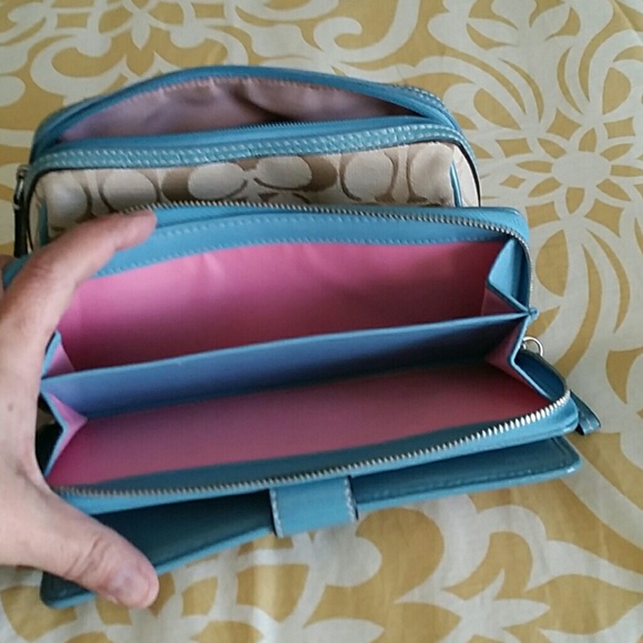 Wallet - Picture 3 of 4