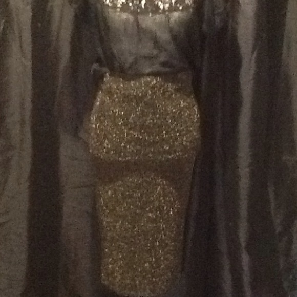 NEW PENCIL SKIRT