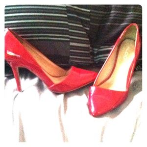 ALDO Red Pumps