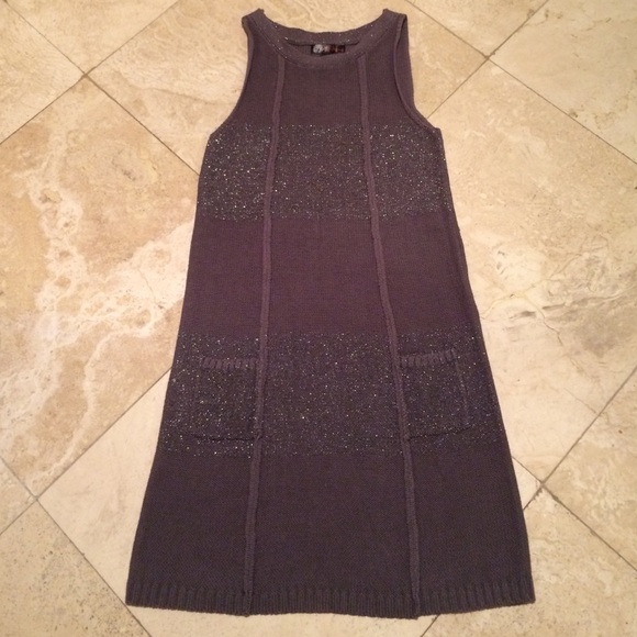 Knit dress with pockets