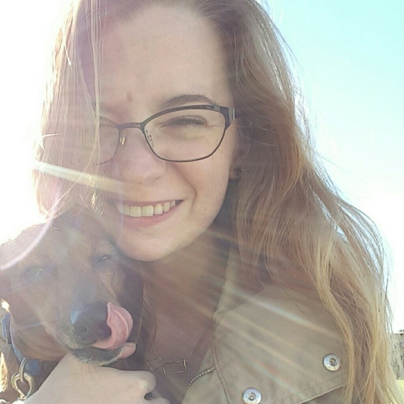 Meet your Posher, Kristen - Picture 1 of 1