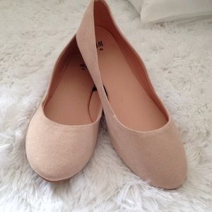 H&M Peach Suede Flats