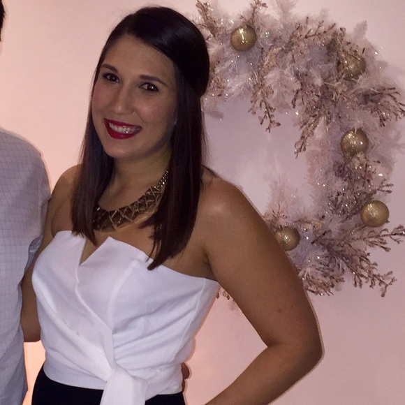 Meet your Posher, Astyn - Picture 2 of 2