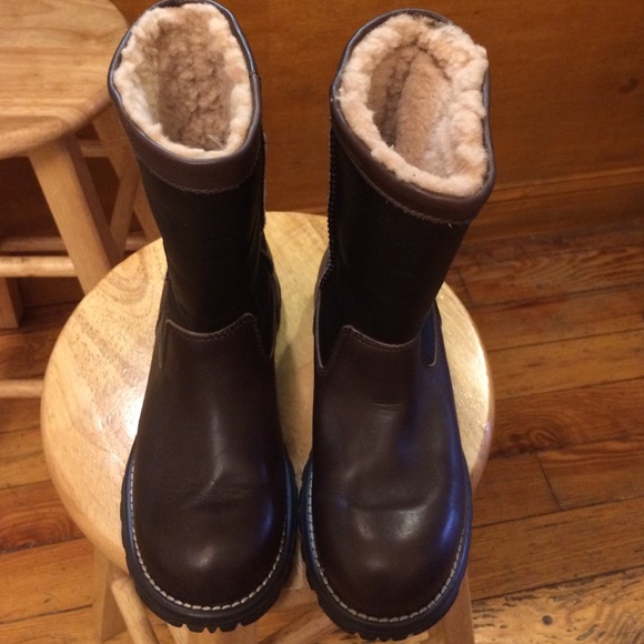 Boots - Picture 3 of 4