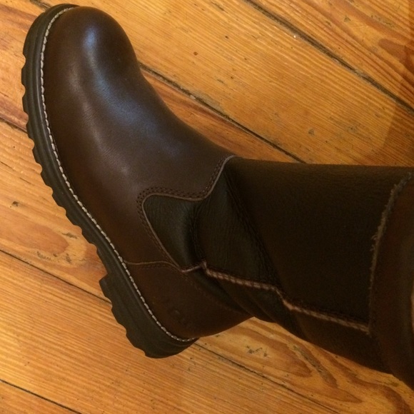 Boots - Picture 4 of 4