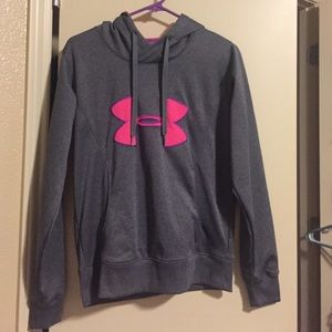 Under Armour hoodie. Semi fitted
