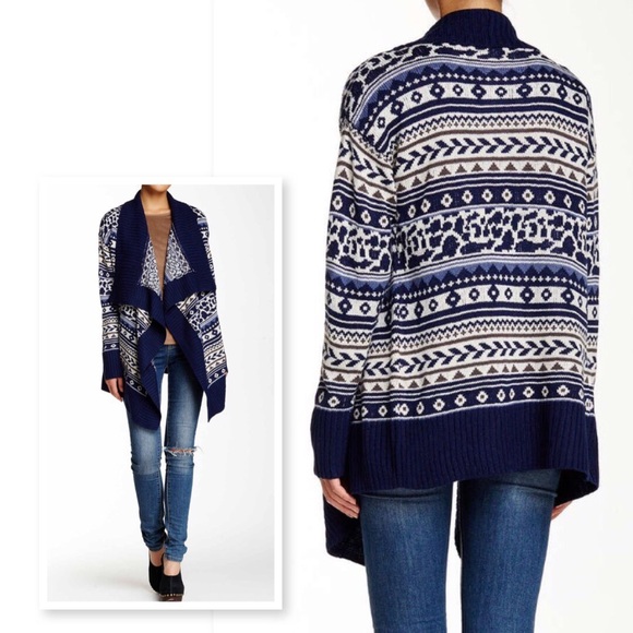 NWT PRINTED MIDNIGHT OPEN COLLAR SWEATER - Picture 2 of 2