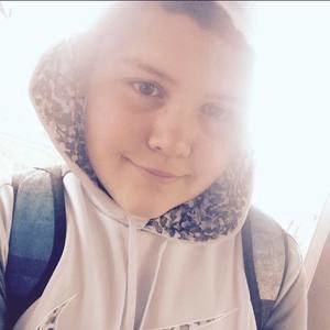 Meet your Posher, Clay