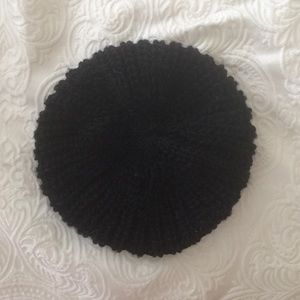 Floppy knit baret