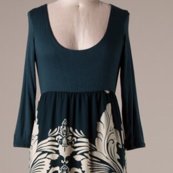 Baroque Maxi Dress Long Sleeve - Picture 2 of 4