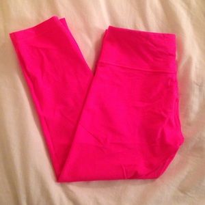 Wunder Under Crop - Lululemon