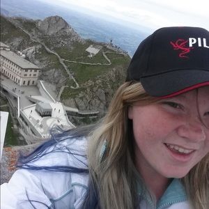 Meet your Posher, Helon