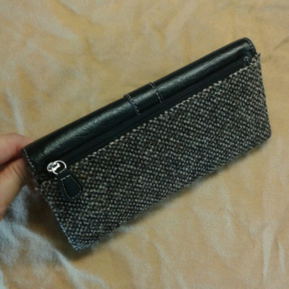 ⚡ Flash Sale ⚡ LIZ CLAIBORNE Trifold Wallet - Picture 4 of 4