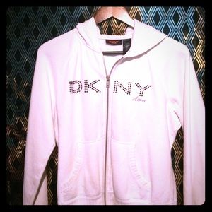 DKNY active