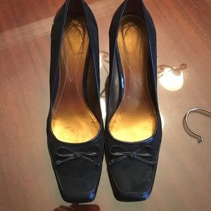 Enzo Angelini heels -Navy