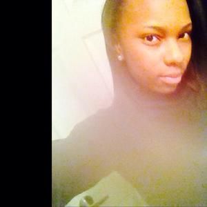 Meet your Posher, Candi