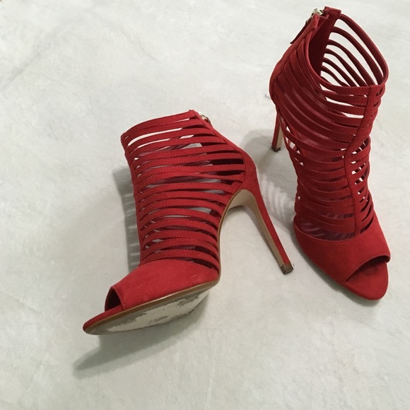 Zara Shoes - ✨HP✨ | Zara | Strappy Heels