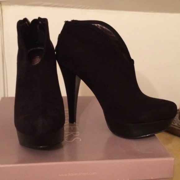 bakers heel booties