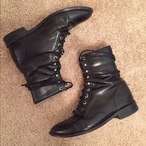 Vintage lace up Justin boots