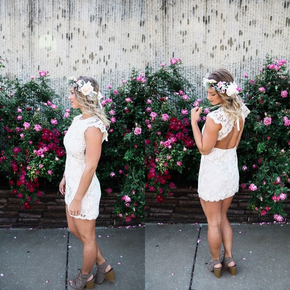 Last One✨3xHP✨RESTOCK✨•White LACE Dress - Picture 2 of 4