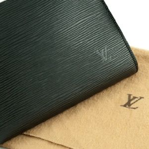 Louis Vuitton Pochette Clutch