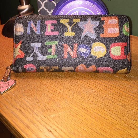 SOLD! Zippy Wallet