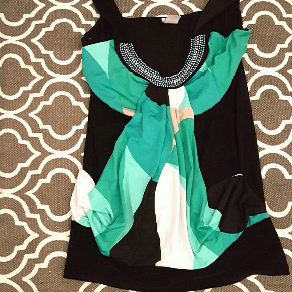 SOLD.       New Cute short sleeve top.