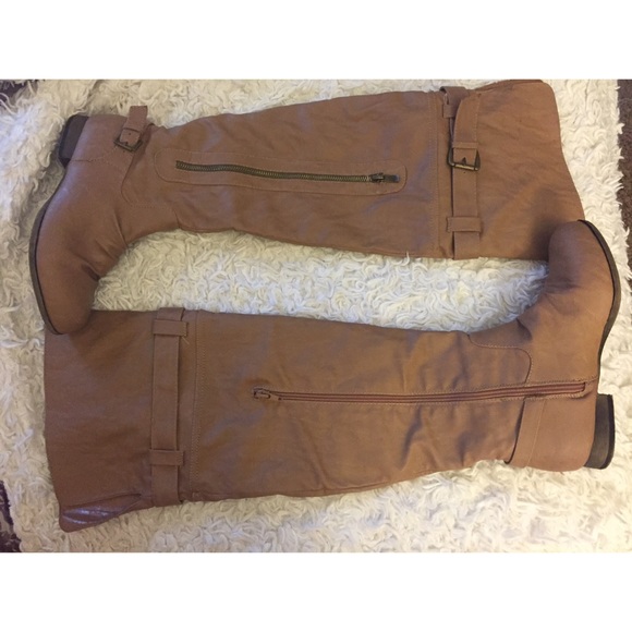 *SALE for 1 day* Tan colored knee high boots!