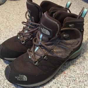 The North Face winter boots (size 8)