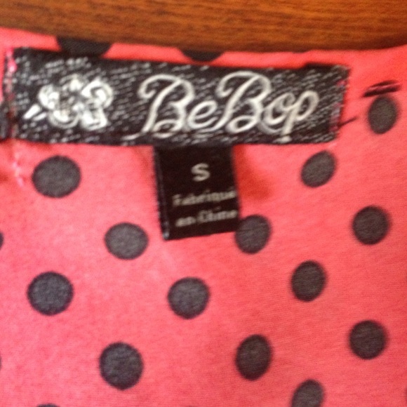 Perfect little Ruffle Dress - Picture 4 of 4