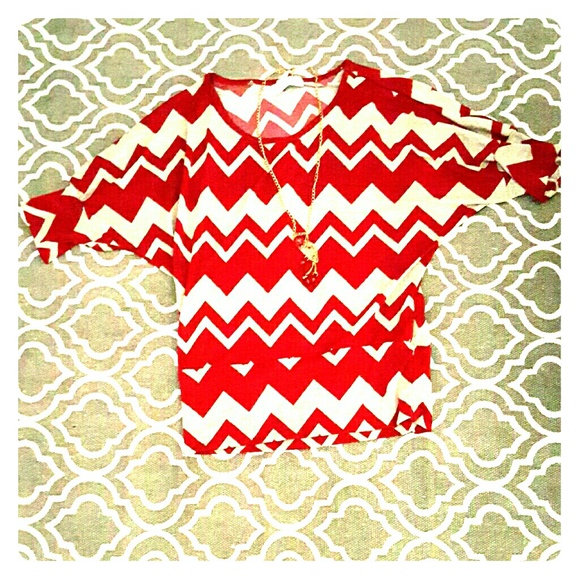 SOLD. New Cute blouse with necklace