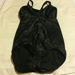 Body Slimmer. SIZE 42D