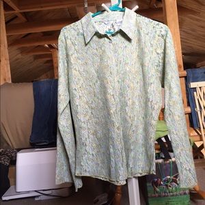 Brand new 20X brand women's shirt size L