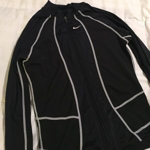 Nike stretch active jacket