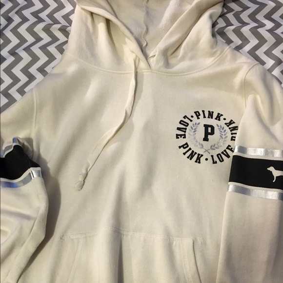 🚫🚫🚫SOLD🚫🚫!!!RARE!!! Victoria Secret Pullover - Picture 2 of 4