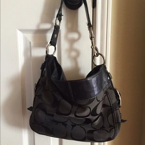 💖Authentic Coach Signature Large Hobo Purse!
