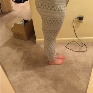 Mossimo Aztec leggings