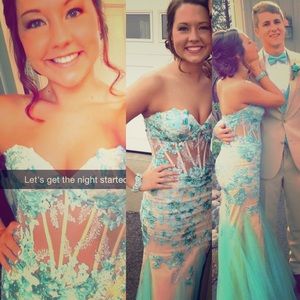 Prom dress