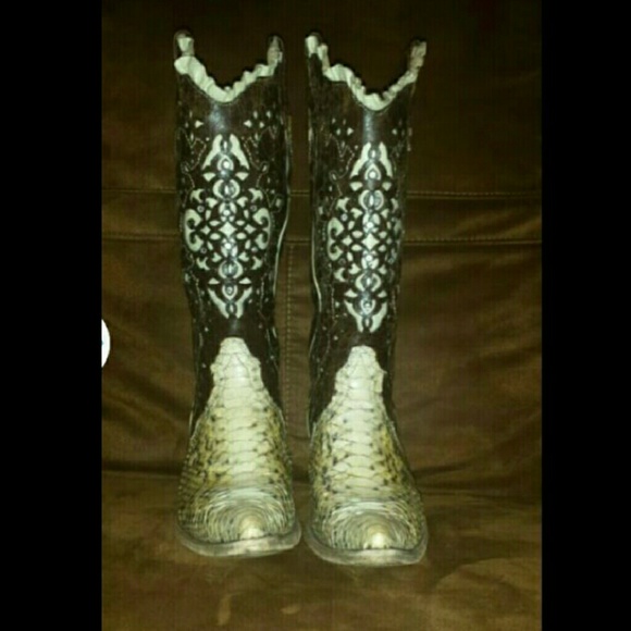 Cuadra Cowboy Boots