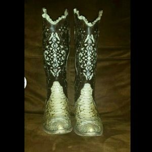 Cuadra Cowboy Boots