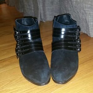 Gorgeous LAMB booties (only been worn 3 times)